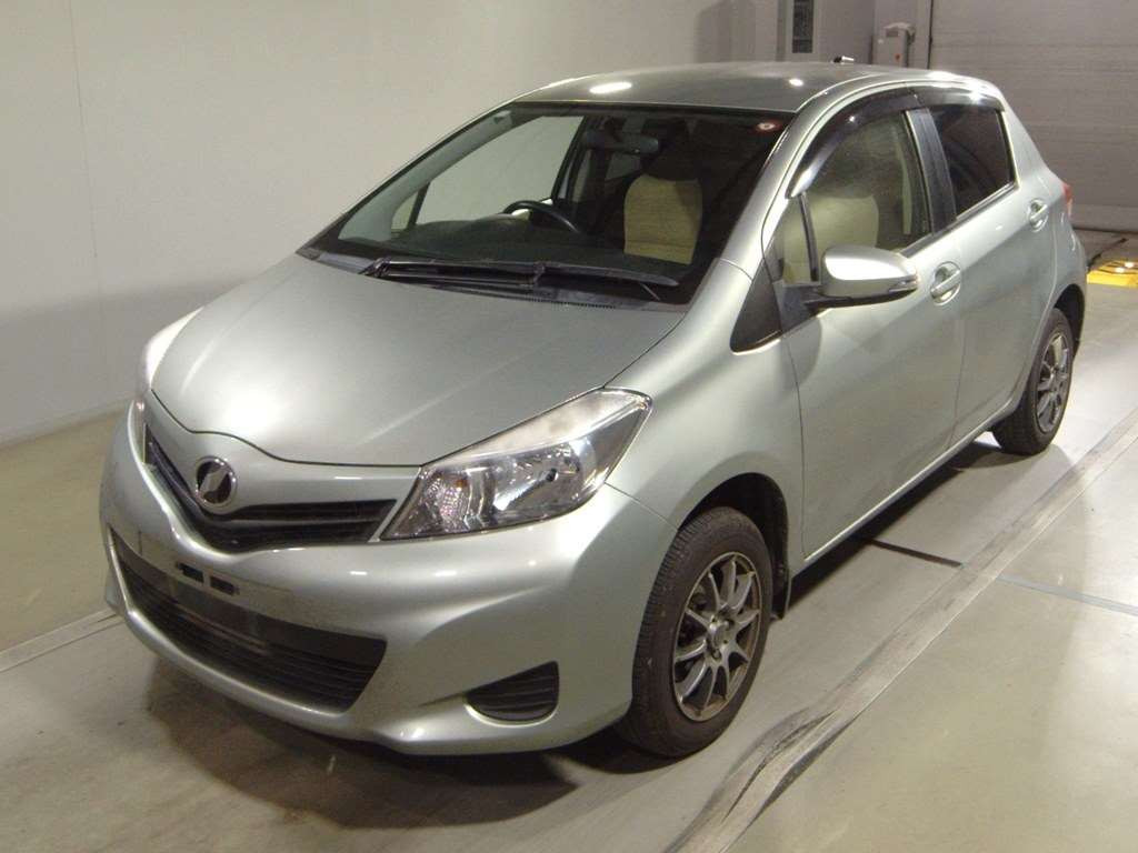 2012 Toyota Vitz NSP135[0]