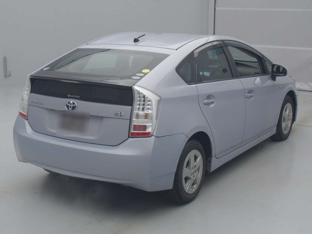 2009 Toyota Prius ZVW30[1]