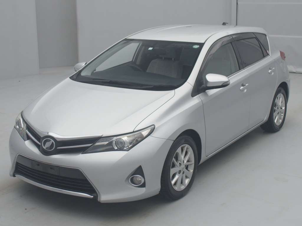 2014 Toyota Auris ZRE186H[0]