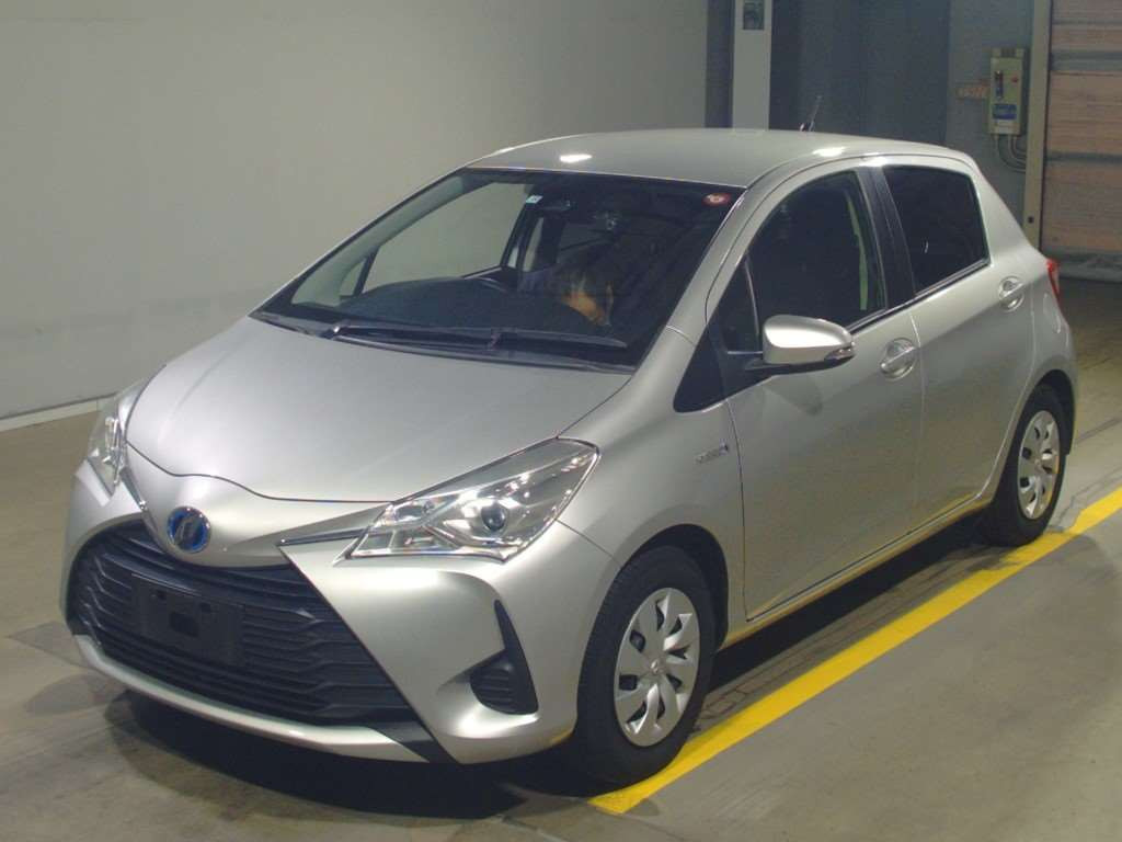 2019 Toyota Vitz NHP130[0]