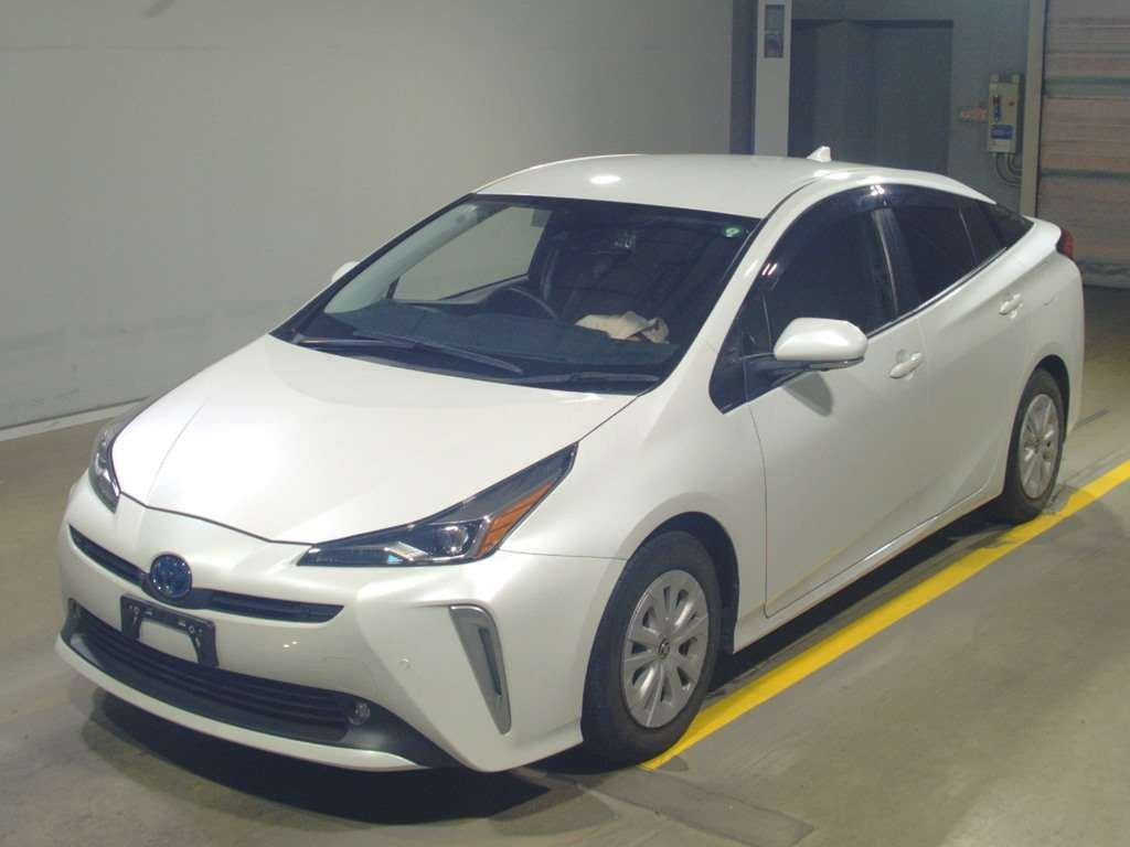 2021 Toyota Prius ZVW55[0]