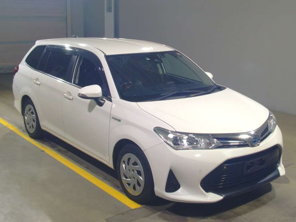 2019 Toyota Corolla Fielder NKE165G[2]