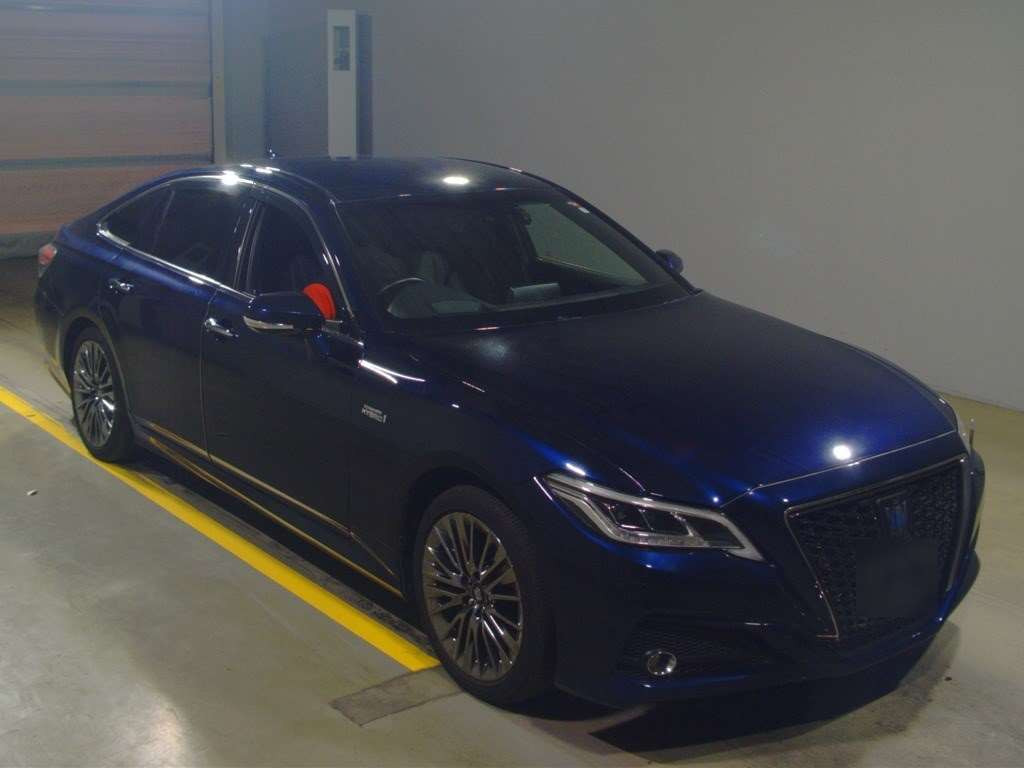 2019 Toyota Crown Hybrid GWS224[2]