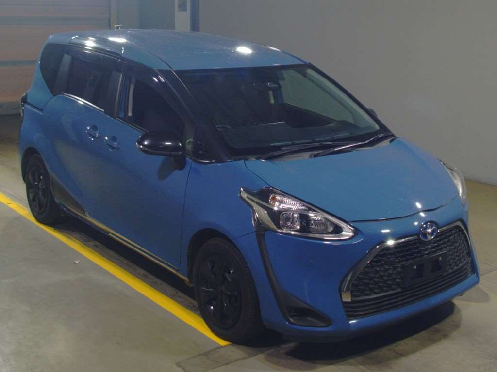 2022 Toyota Sienta NHP170G[2]