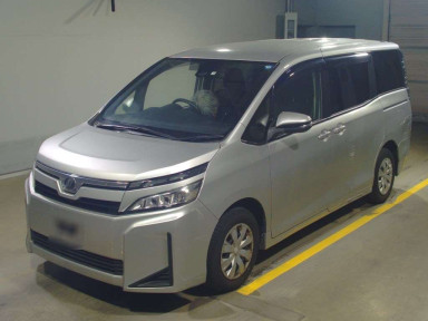 2019 Toyota Voxy