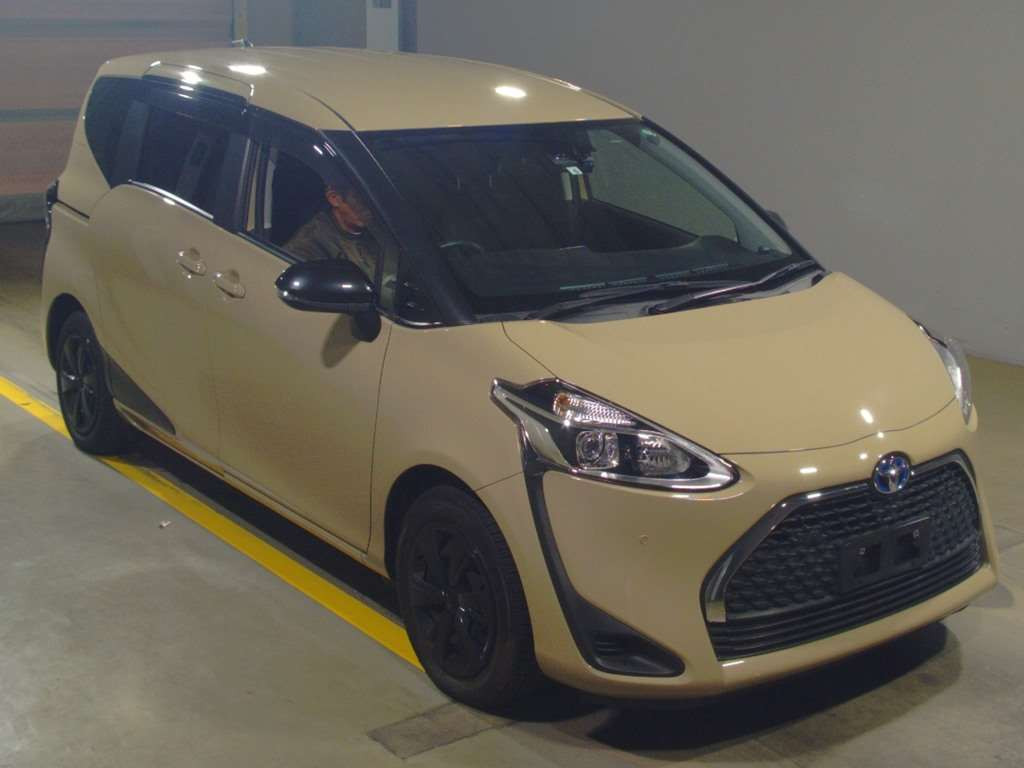 2022 Toyota Sienta NHP170G[2]