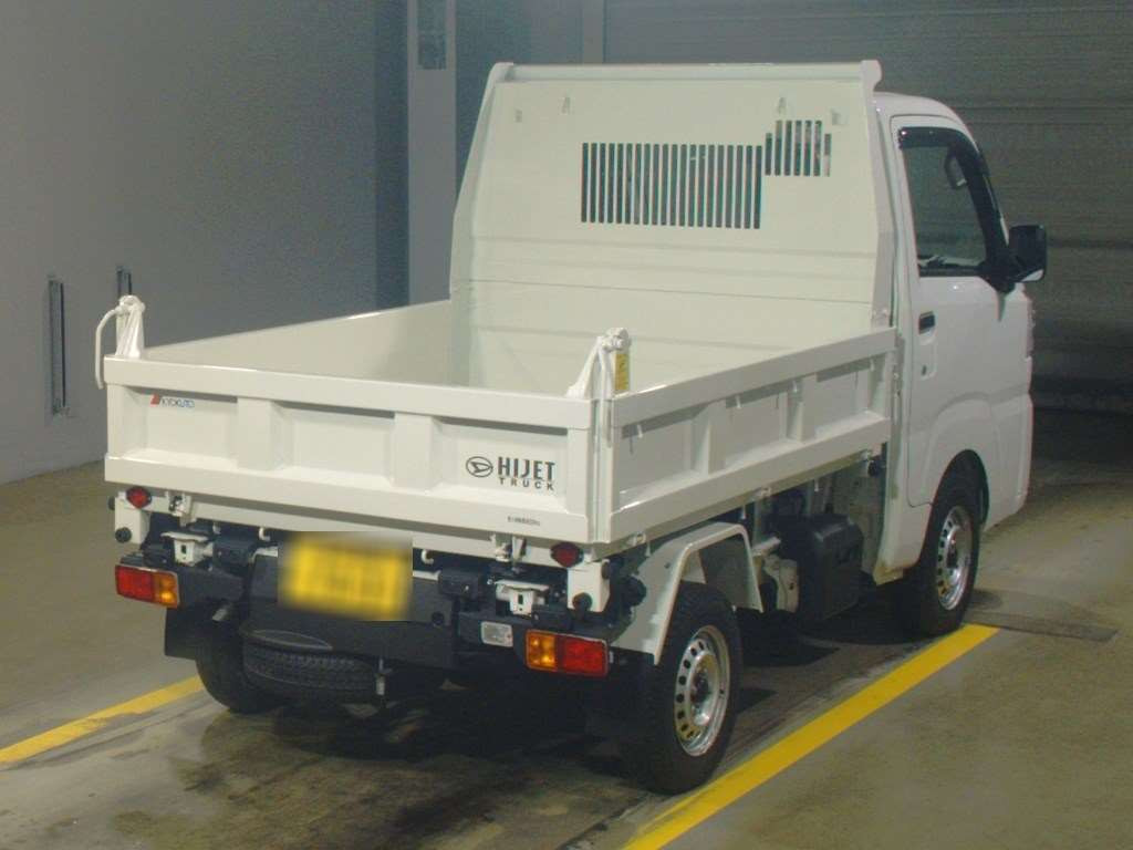 2024 Daihatsu Hijet Truck S510P[1]