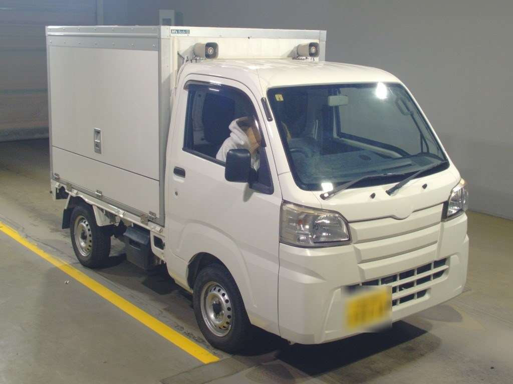 2017 Daihatsu Hijet Truck S500P[2]