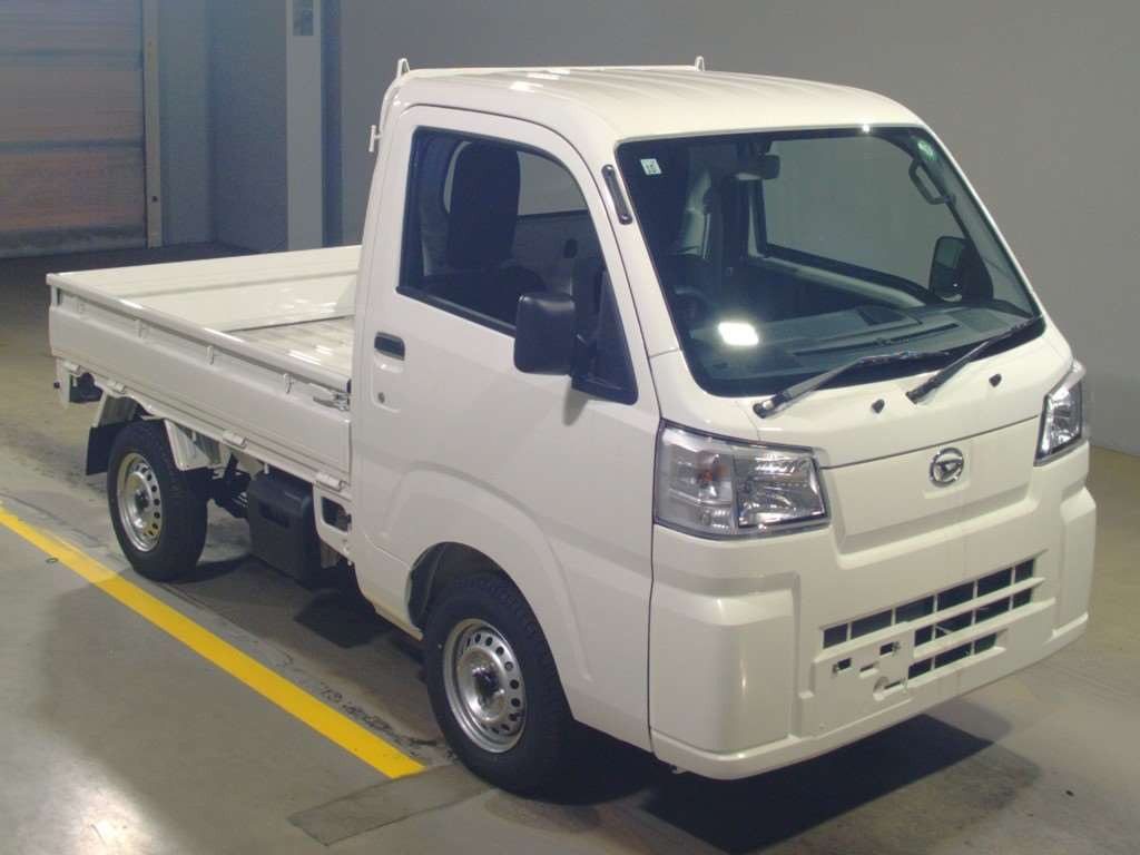 2024 Daihatsu Hijet Truck S510P[2]