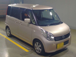 2010 Nissan Roox