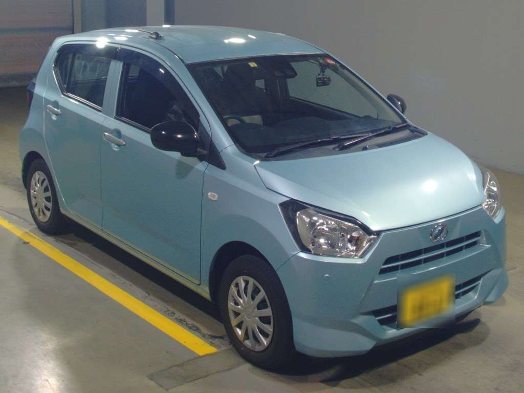 2022 Daihatsu Mira es LA350S[2]