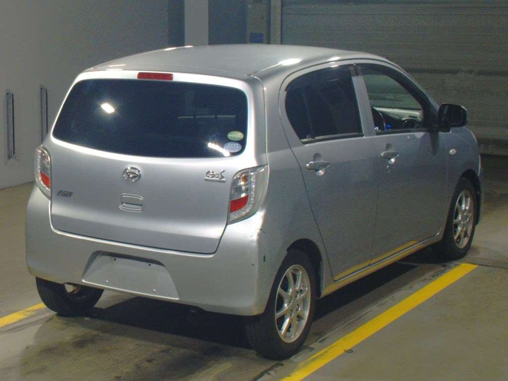 2014 Daihatsu Mira es LA300S[1]