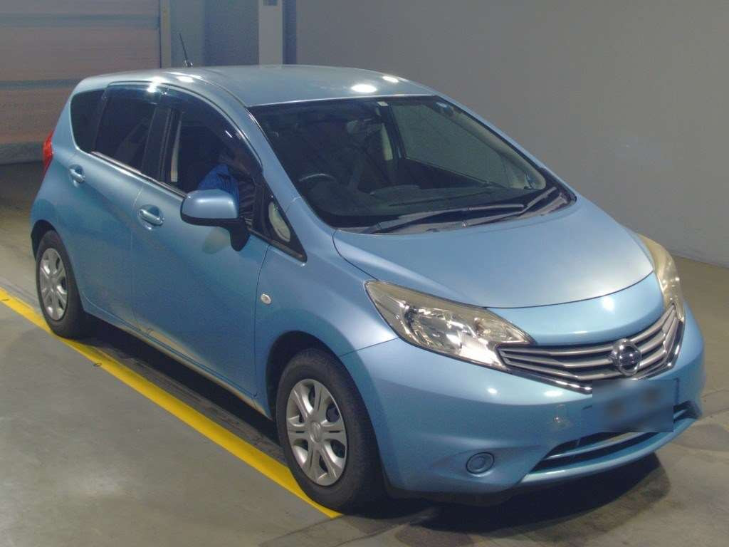 2013 Nissan Note E12[2]