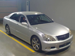 2005 Toyota Crown