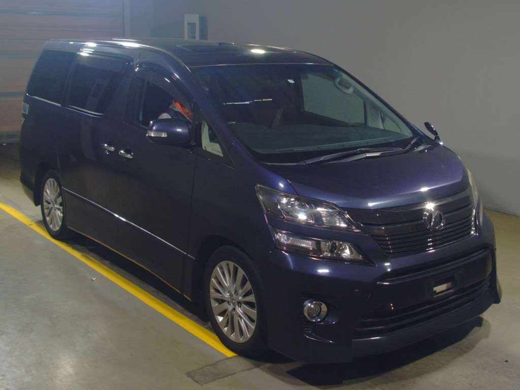 2013 Toyota Vellfire ANH20W[2]