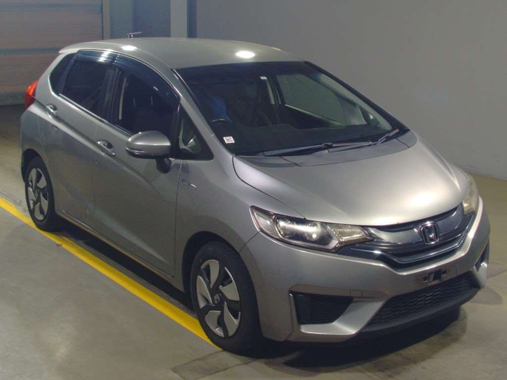 2014 Honda Fit Hybrid GP5[2]