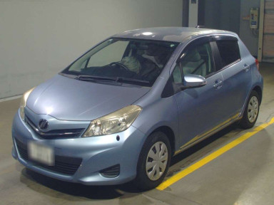 2011 Toyota Vitz