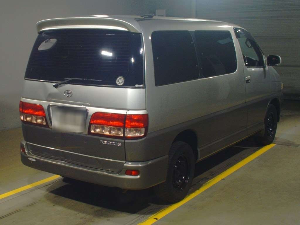 1999 Toyota Regius Van RCH47W[1]