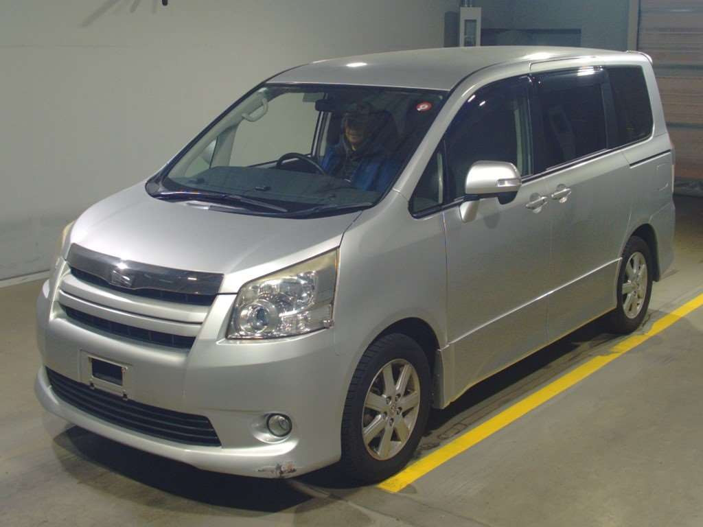 2008 Toyota Noah ZRR70W[0]