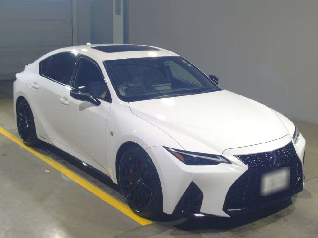 2021 Lexus IS AVE30[2]