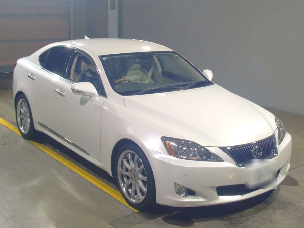 2009 Lexus IS GSE20[2]