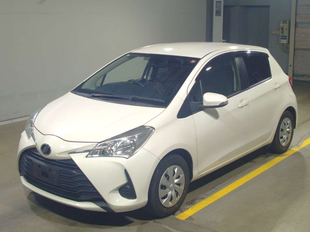 2018 Toyota Vitz NSP130[0]