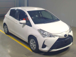 2017 Toyota Vitz