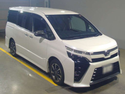 2020 Toyota Voxy