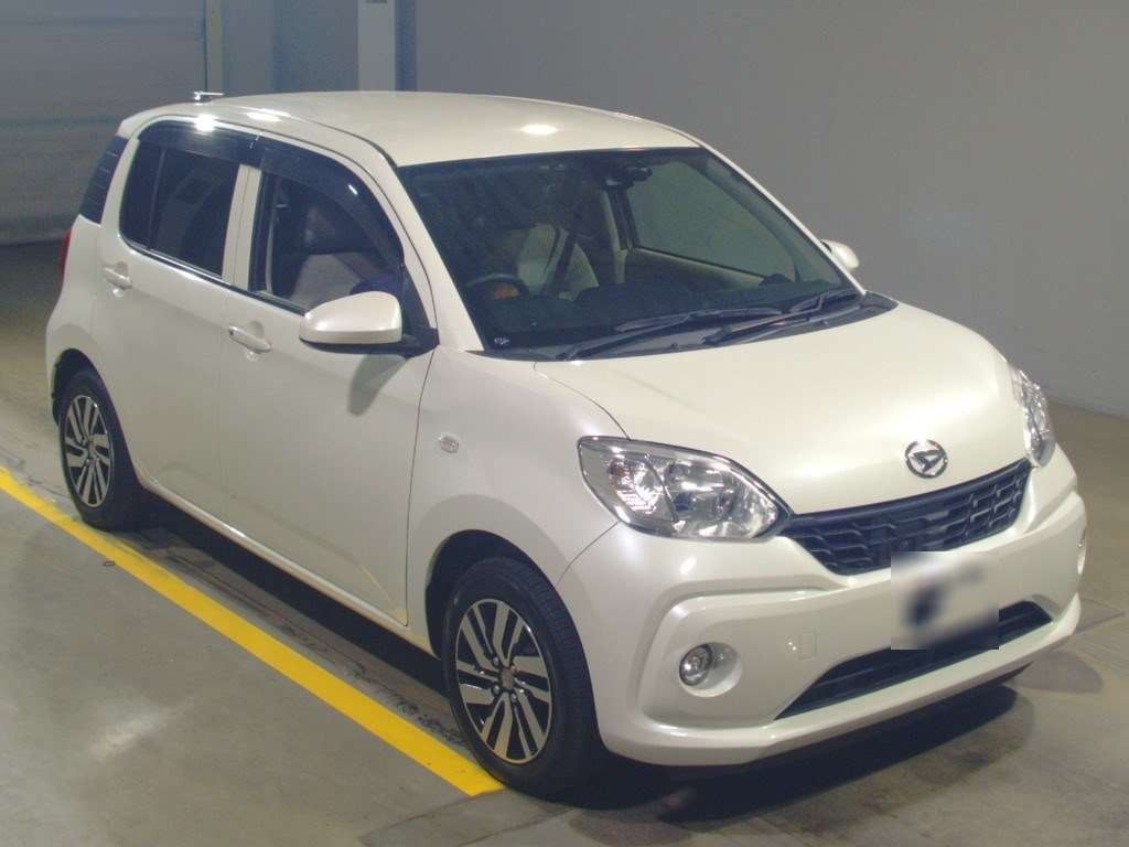 2017 Daihatsu Boon M700S[2]