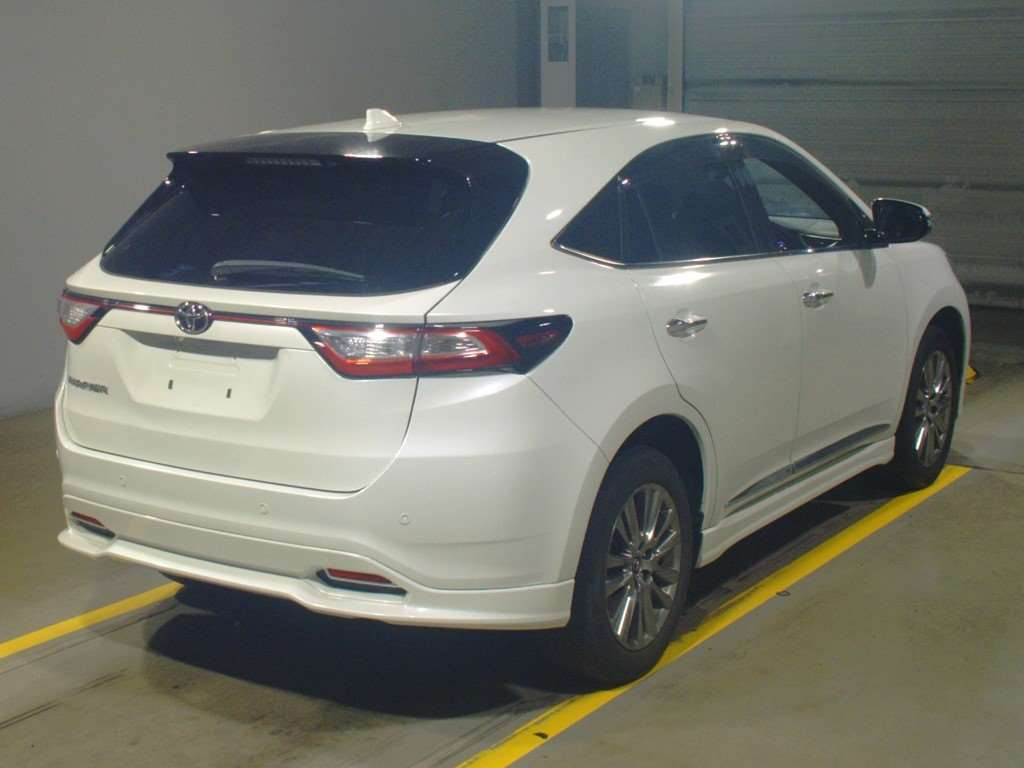 2017 Toyota Harrier ZSU60W[1]