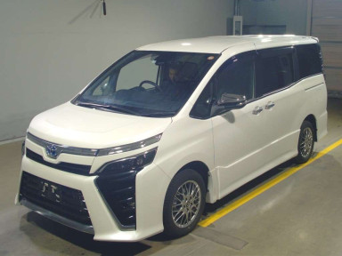 2021 Toyota Voxy