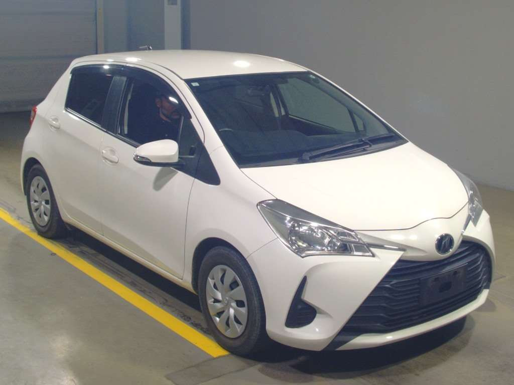 2019 Toyota Vitz NSP130[2]