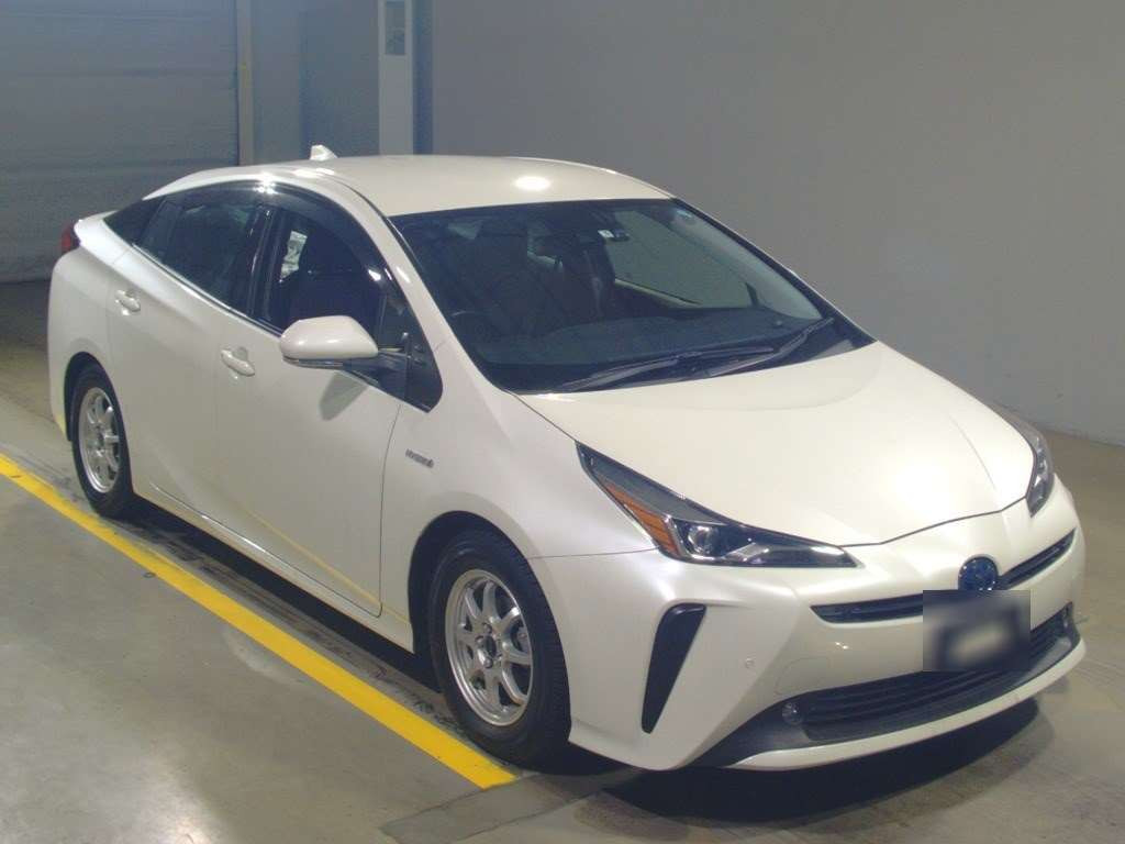 2019 Toyota Prius ZVW51[2]