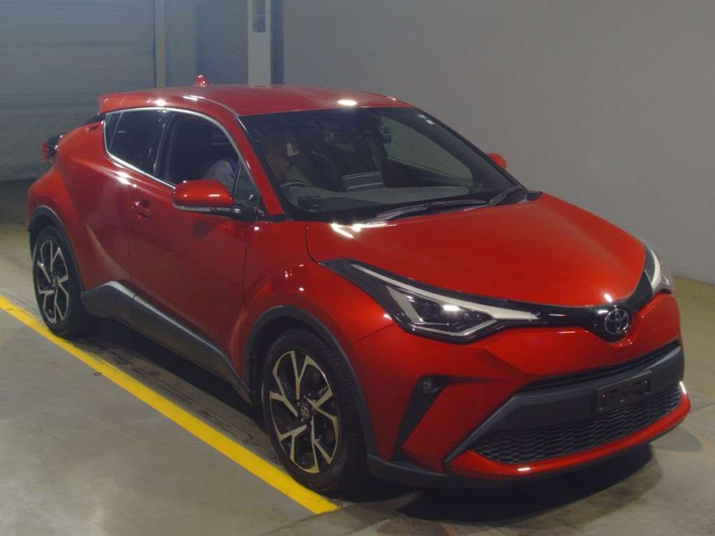 2020 Toyota C-HR NGX10[2]