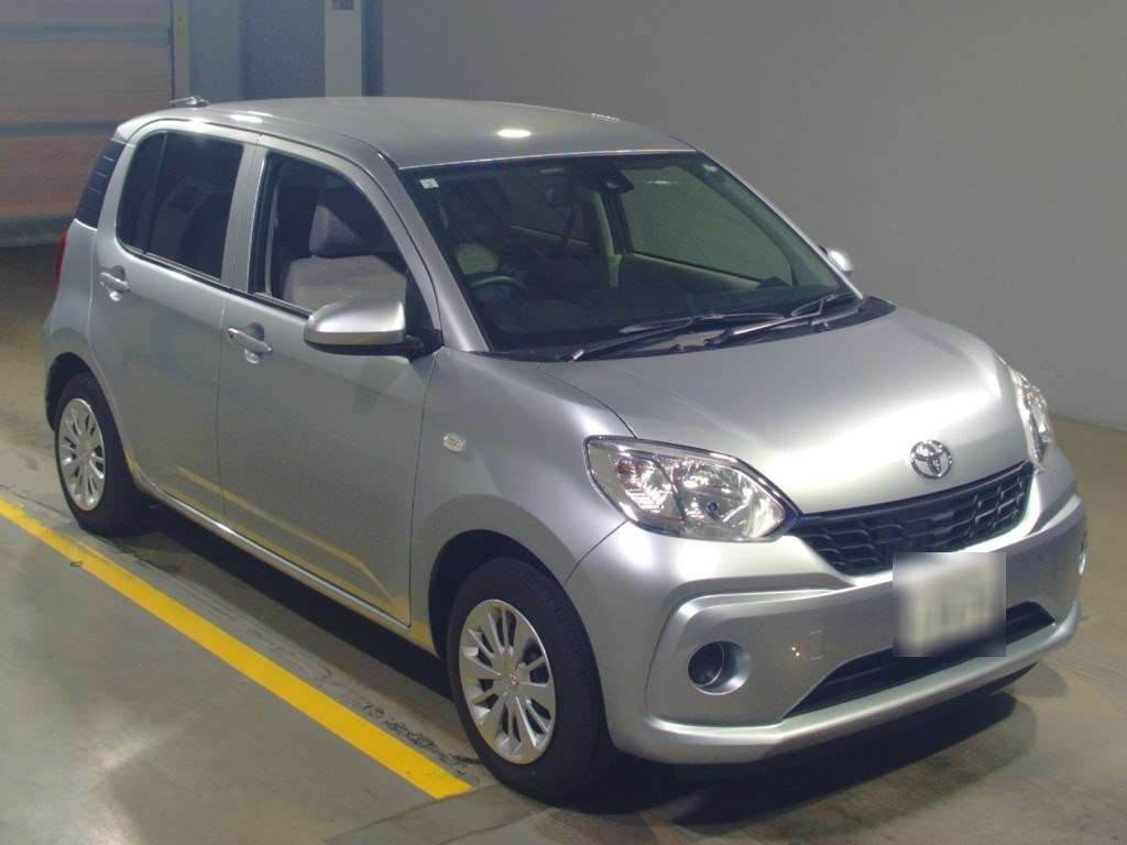 2017 Toyota Passo M700A[2]