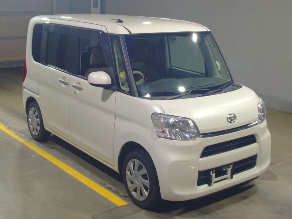 2016 Daihatsu Tanto LA600S[2]