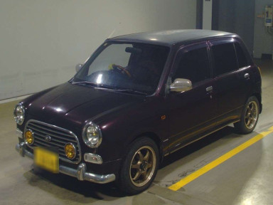 2000 Daihatsu Miragino