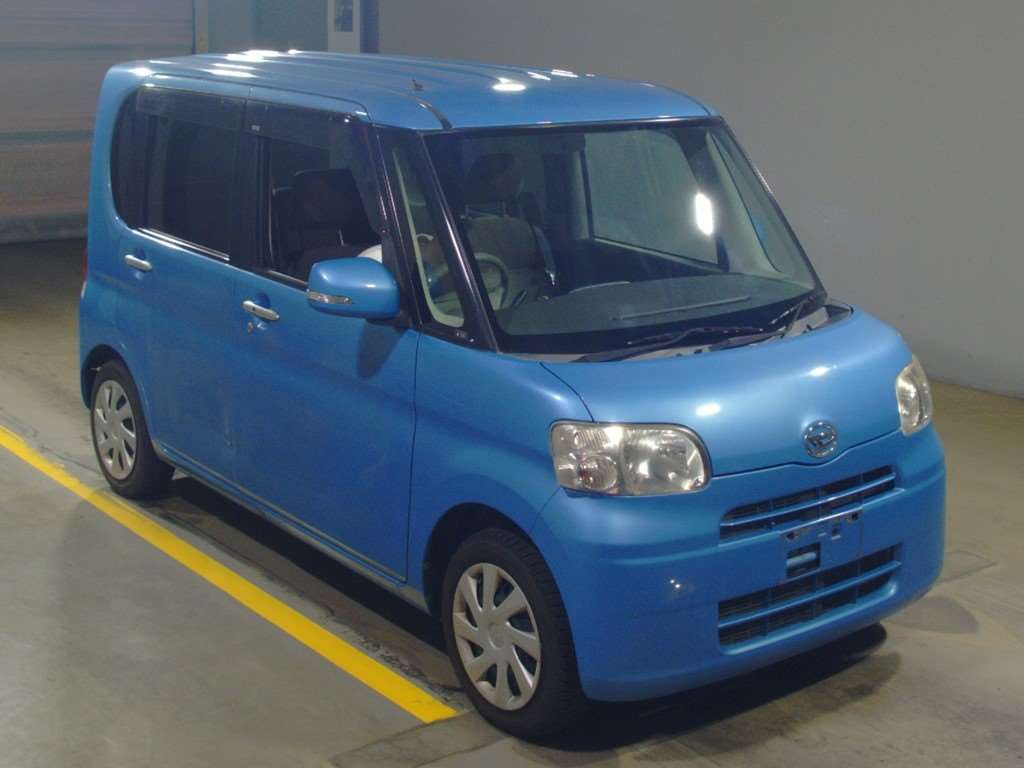 2011 Daihatsu Tanto L375S[2]