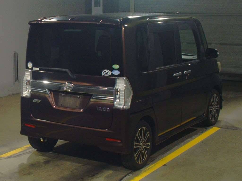 2013 Daihatsu Tanto Custom LA600S[1]