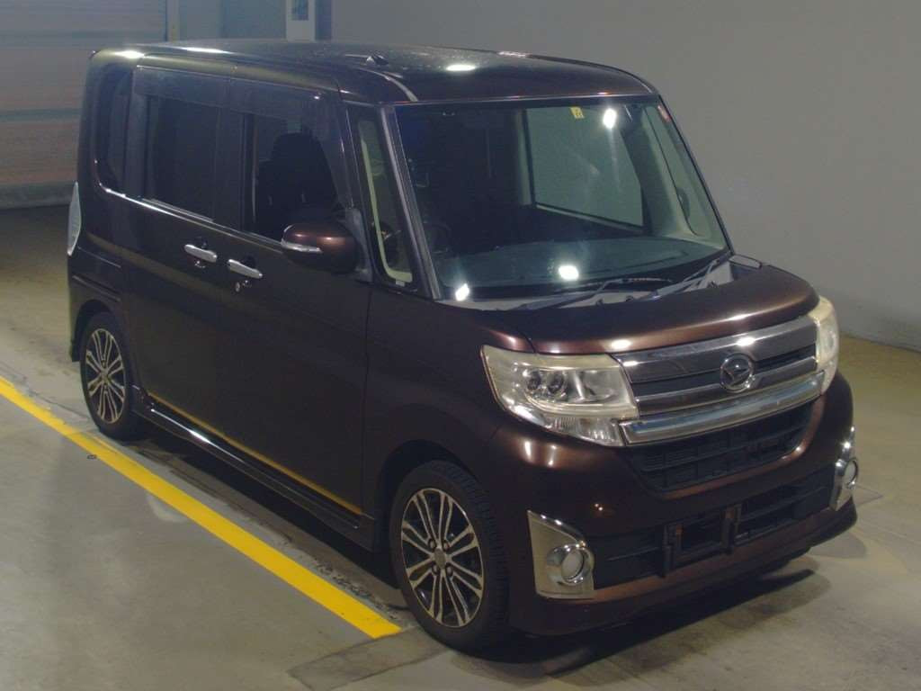 2013 Daihatsu Tanto Custom LA600S[2]