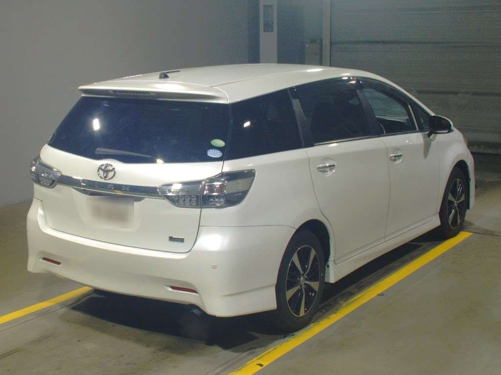 2014 Toyota Wish ZGE20W[1]