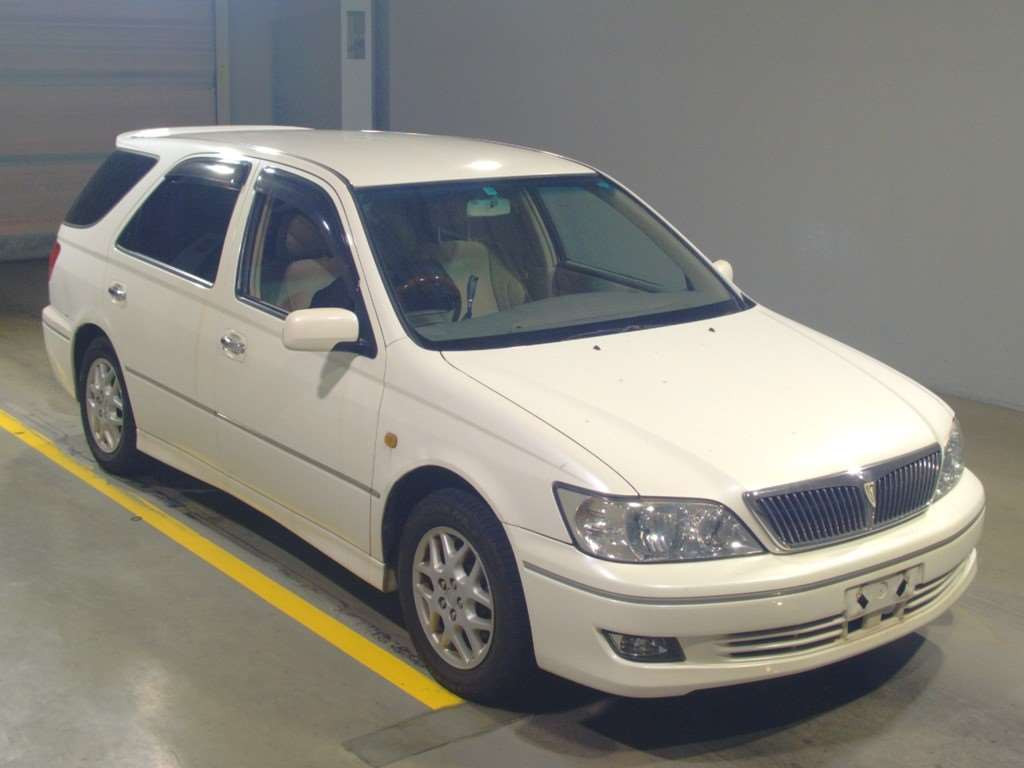 2001 Toyota Vista Ardeo AZV50G[2]