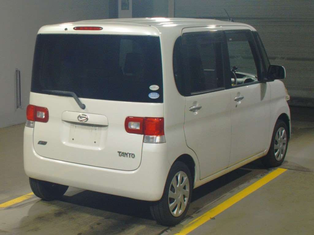 2012 Daihatsu Tanto L375S[1]