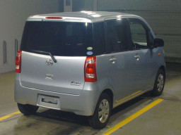 2010 Daihatsu Tanto exe