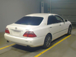 2006 Toyota Crown