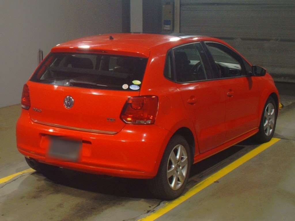 2011 Volkswagen Polo 6RCBZ[1]