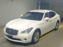 2011 Nissan Fuga