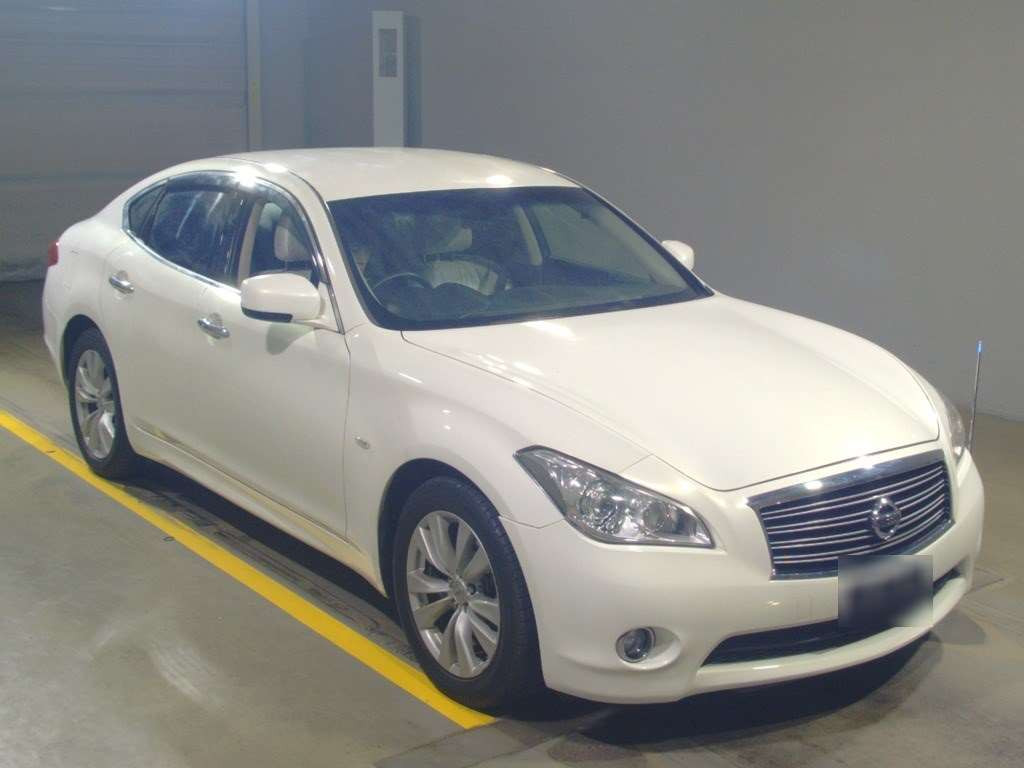 2011 Nissan Fuga KY51[2]