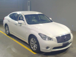 2011 Nissan Fuga