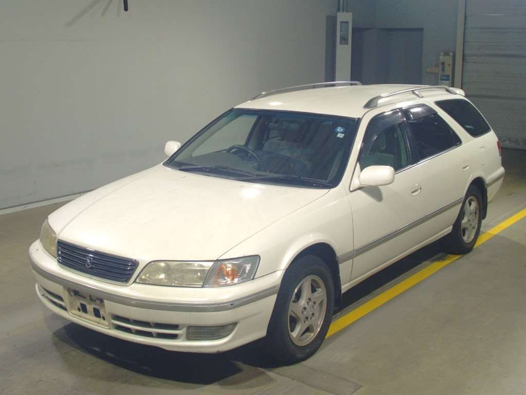 1999 Toyota Mark II Qualis MCV25W[0]